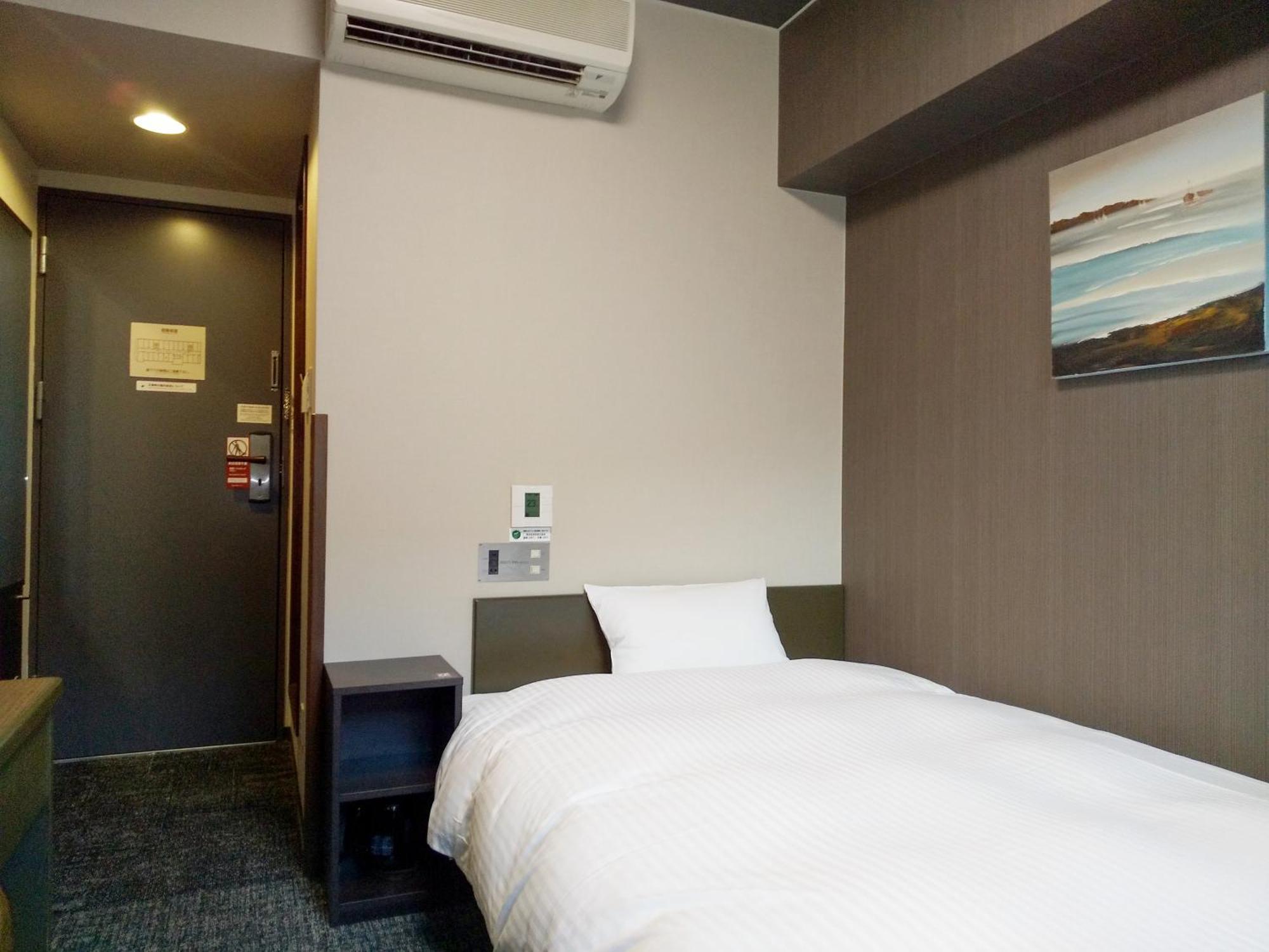 Hotel Route-Inn Gifukencho Minami Bagian luar foto